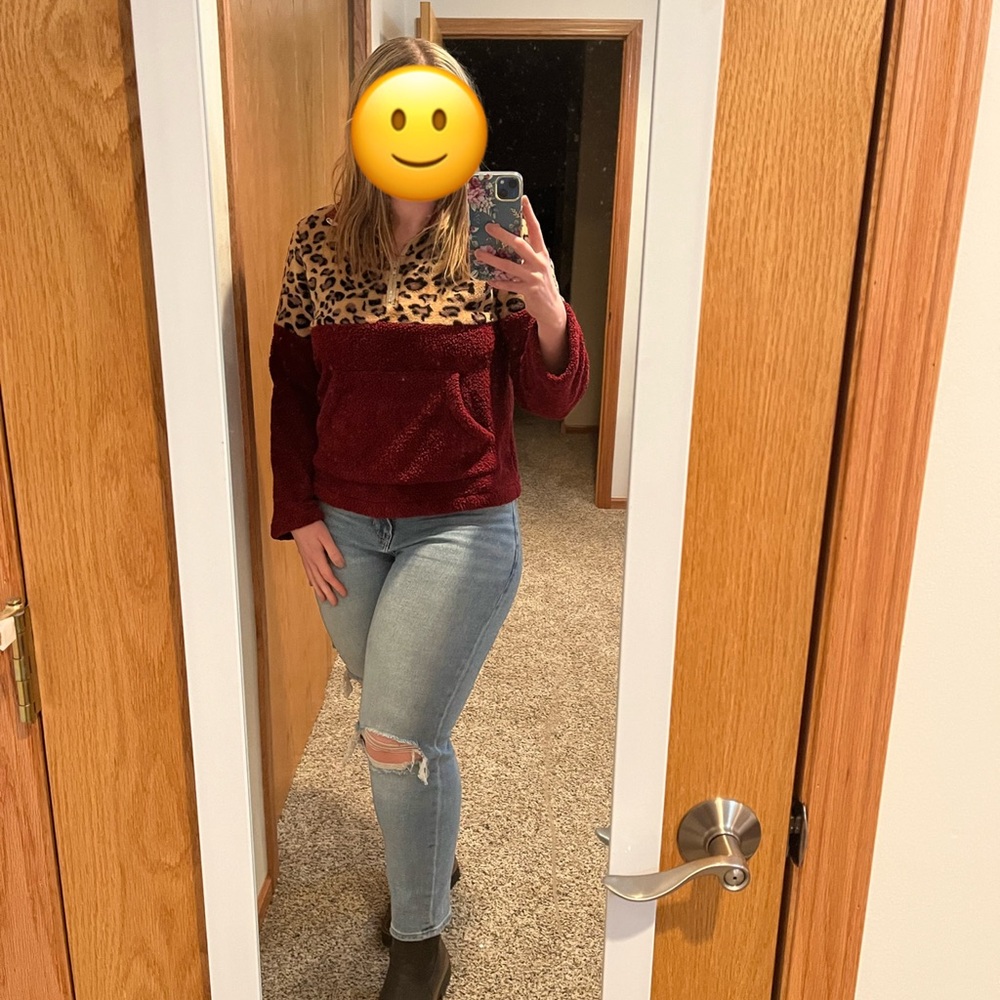 Fuzzy colorblock leopard print sweater